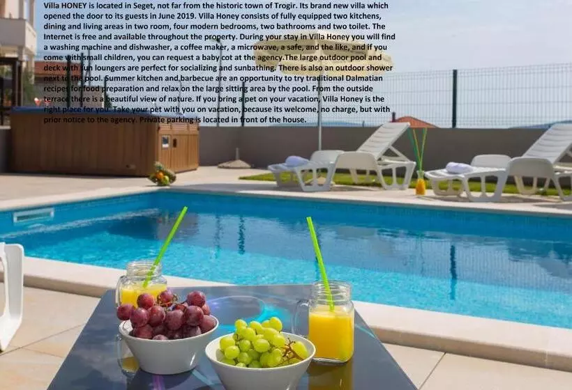 Villa Honey