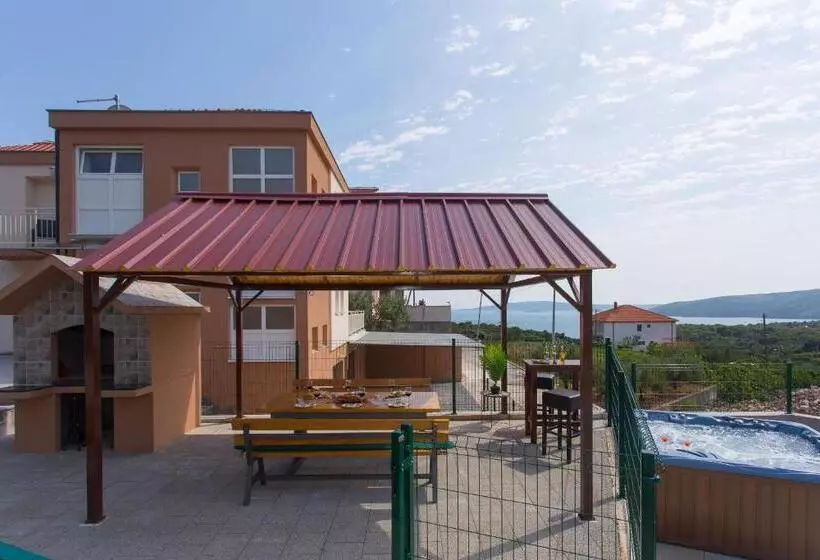Villa Honey