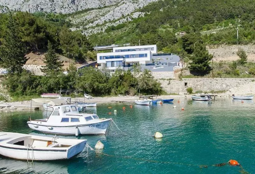 Villa Petra