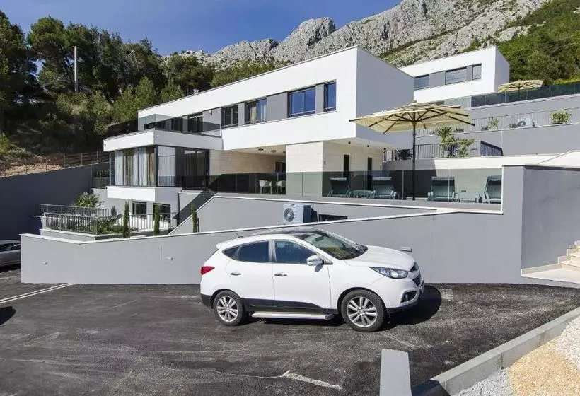 Villa Petra