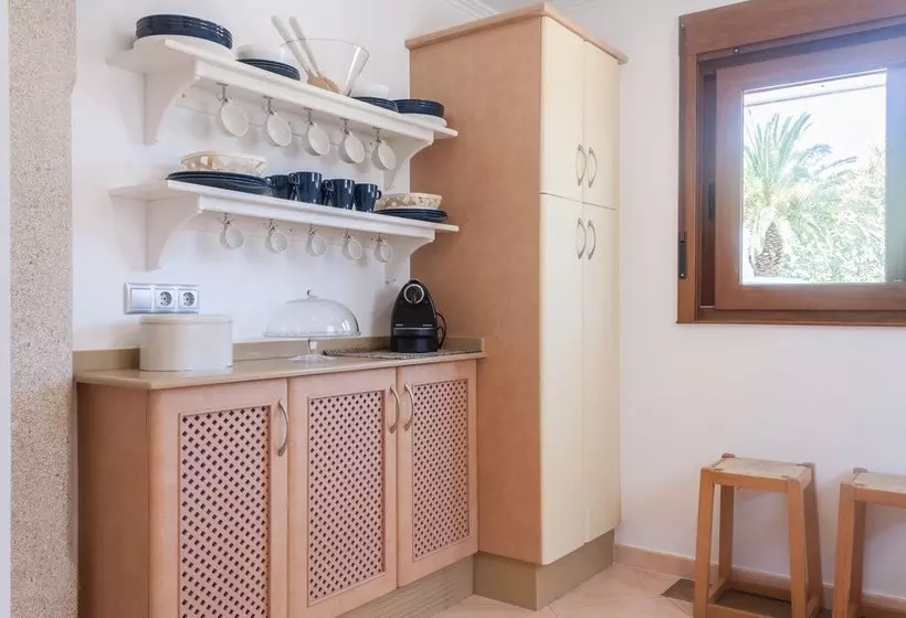 106917  Apartment In Vilanova De Arousa