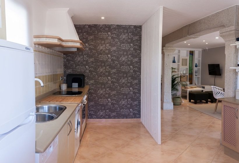 106917  Apartment In Vilanova De Arousa