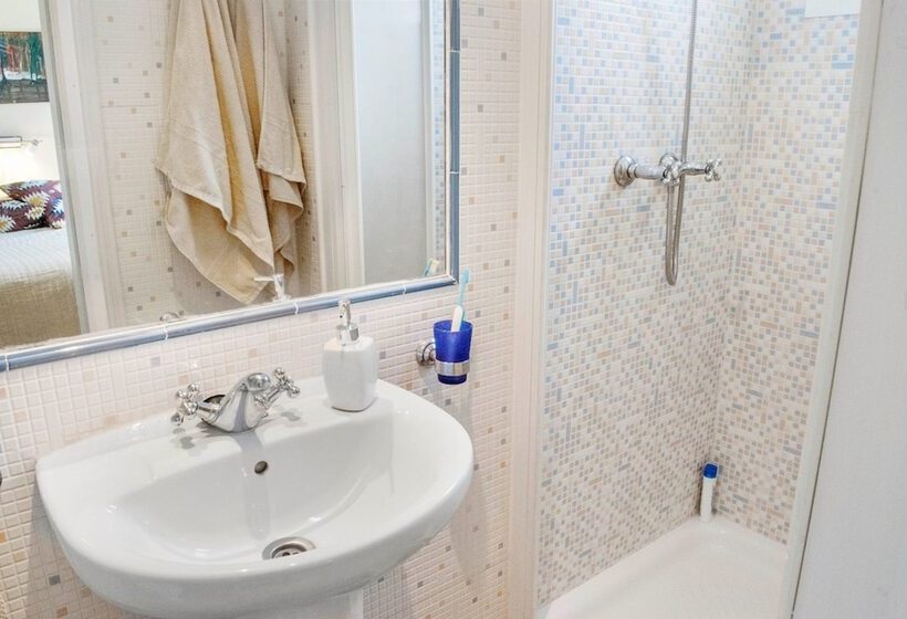 107286   House In Mijas