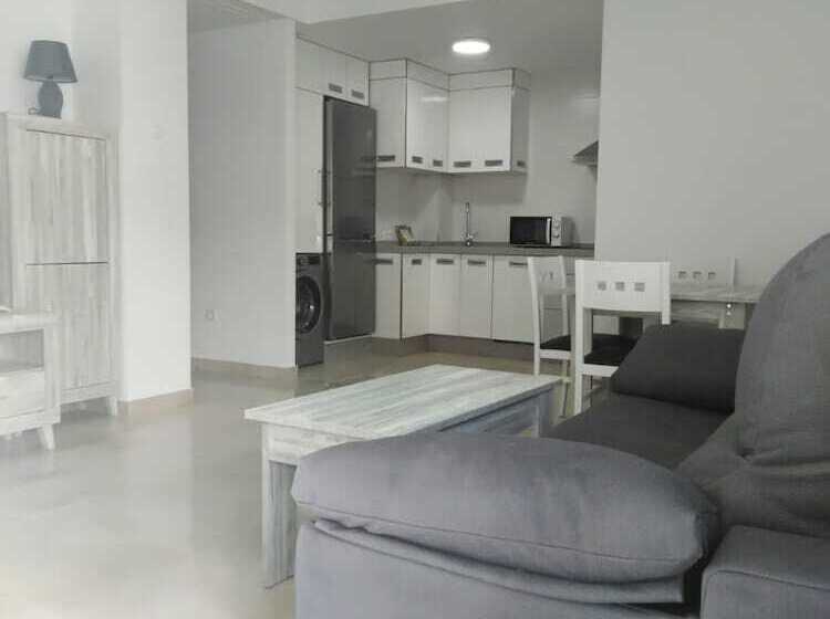 107601  Apartment In Zahara De Los Atunes