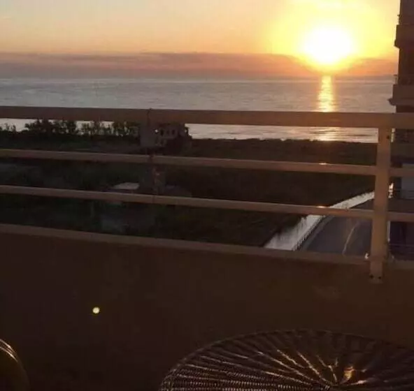 Apartamento Retiro Playa Y Spa