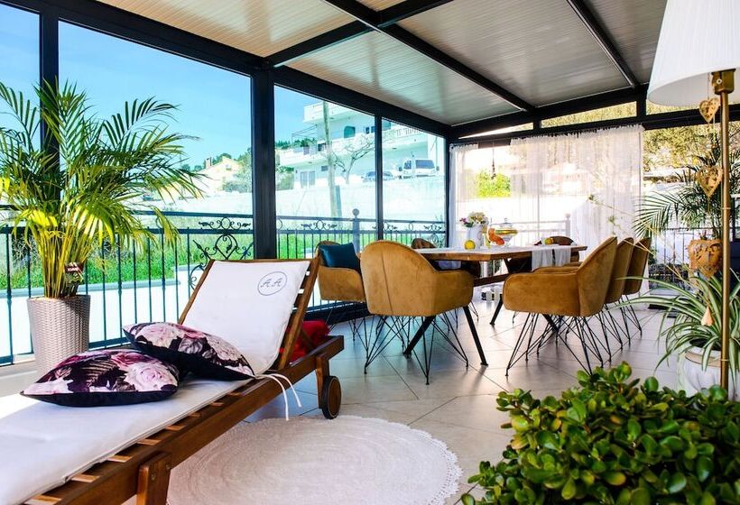 Apartment And Rooms Ana