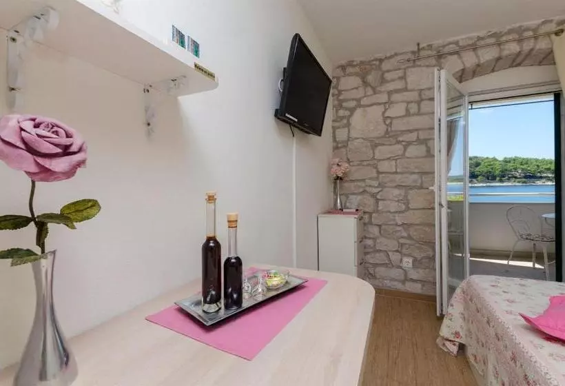 Apartments Djurdjica