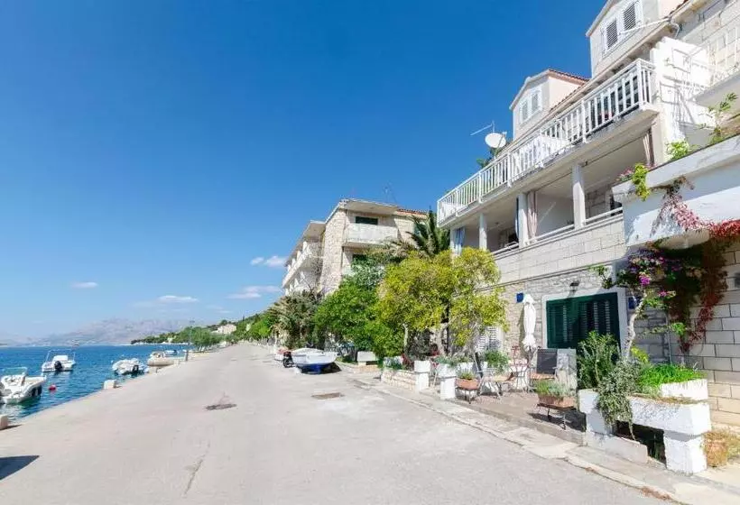 Apartments Djurdjica