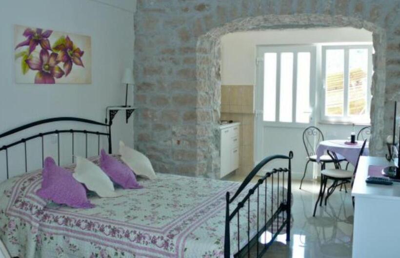 Apartments Djurdjica