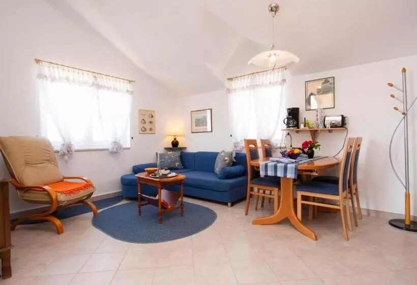 Apartments Grivičić