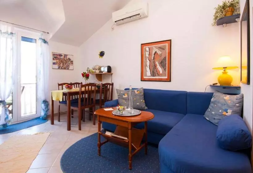 Apartments Grivičić