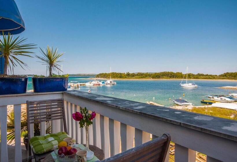 Apartments Grivičić