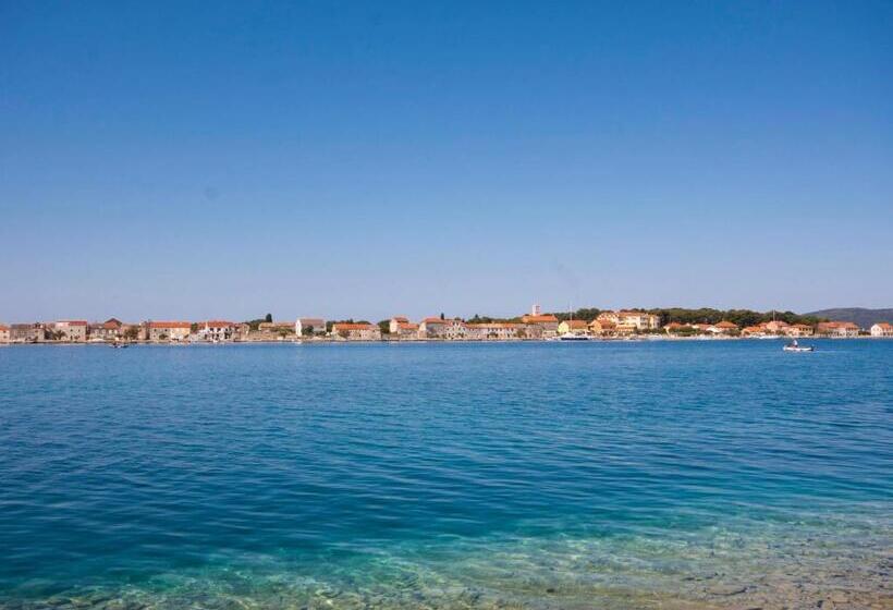 Apartments Grivičić