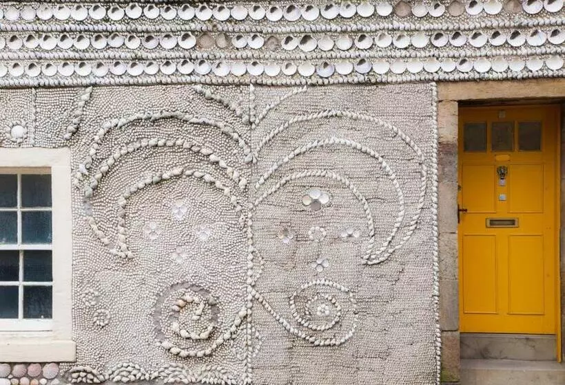 Auld Leigh Lann Apartments