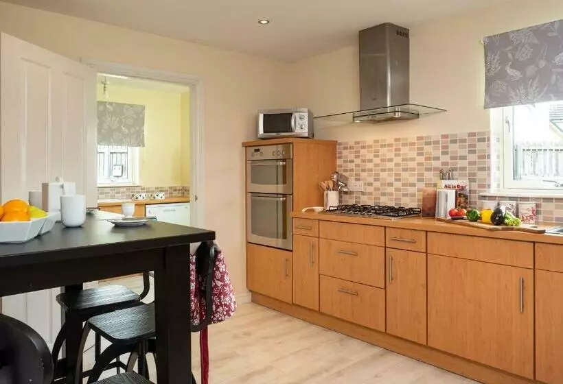 Eagle Lodge   Aviemore Lodges