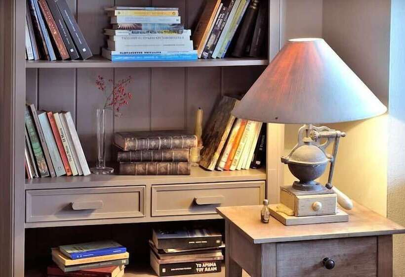 בית מלון כפרי Avragonio