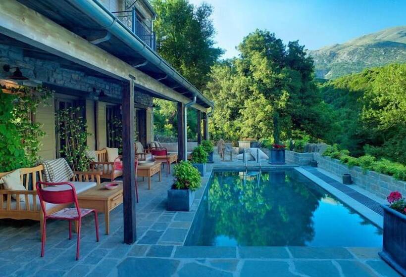 בית מלון כפרי Avragonio