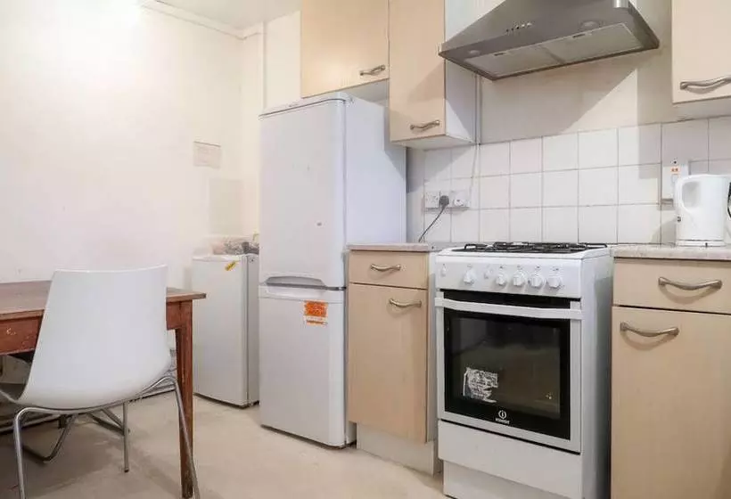 ペンション Hind Grove