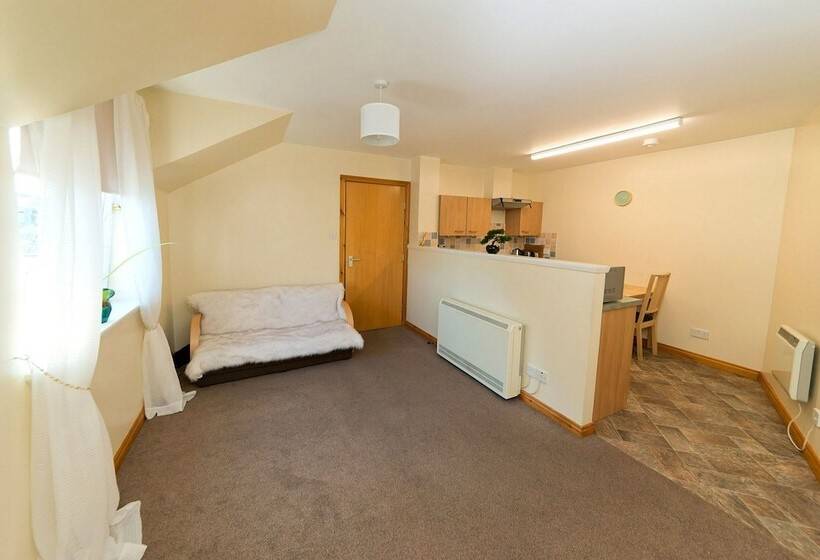 Prime Location Aberdeen