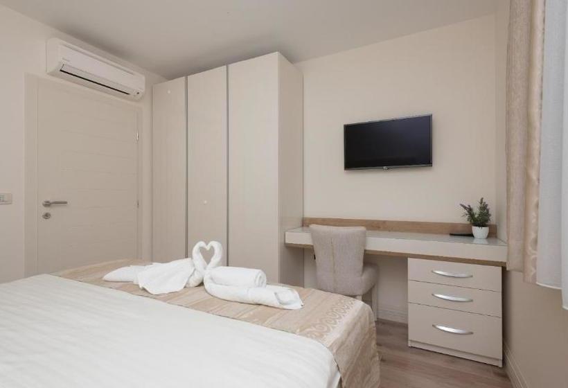 Apartments Leone Lukas