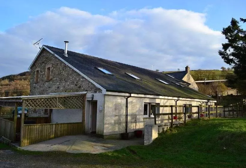 Gilfach Wen Barn