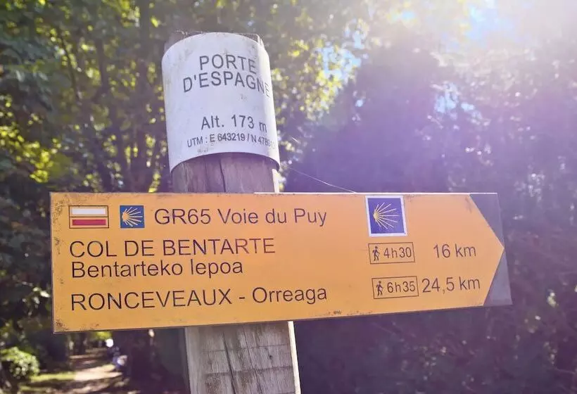 Hotelli Vvf Résidence Pays Basque Saint Jean Pied De Port