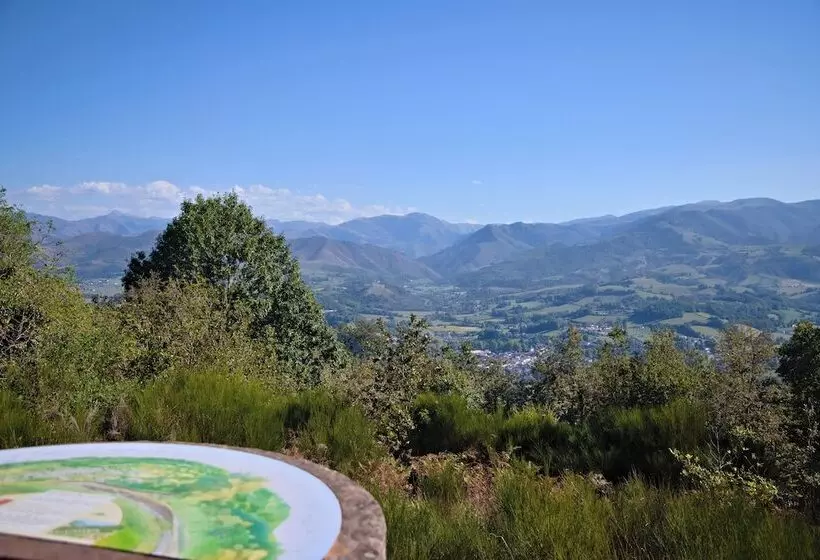 Hotelli Vvf Résidence Pays Basque Saint Jean Pied De Port