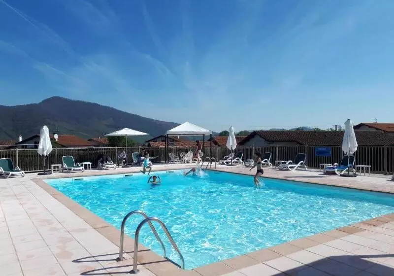 Hotelli Vvf Résidence Pays Basque Saint Jean Pied De Port
