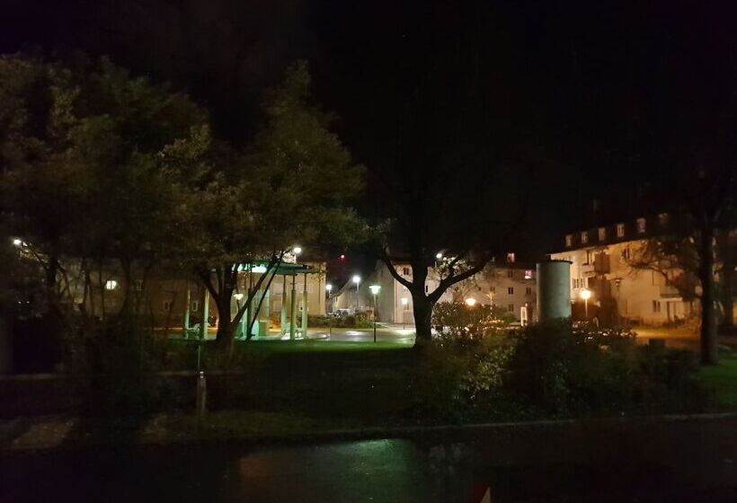 Lakeside Smoker Apartment Fdh