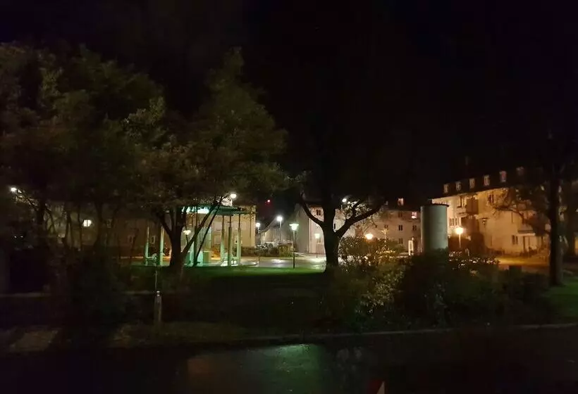 Lakeside Smoker Apartment Fdh