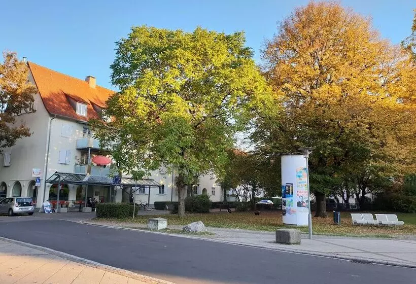 Lakeside Smoker Apartment Fdh