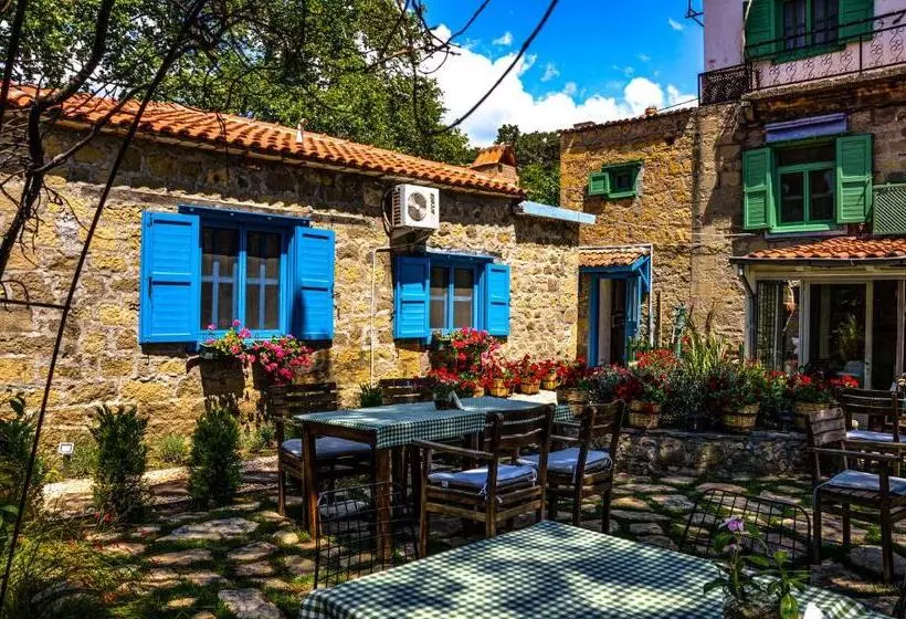 Majatalo Adatepe Otel