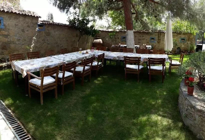 Majatalo Adatepe Otel