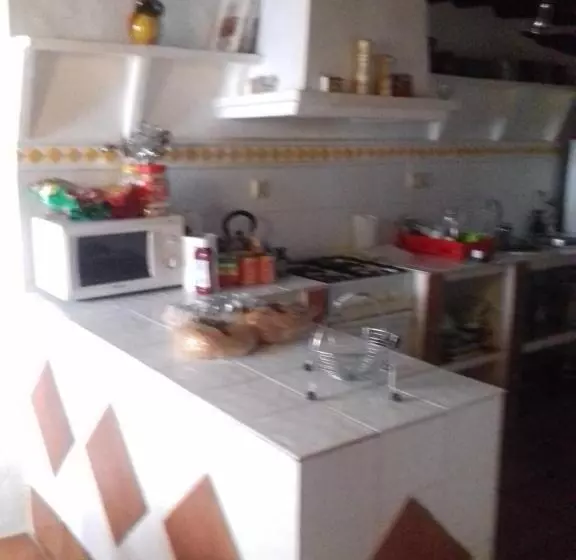 ペンション El Tinao