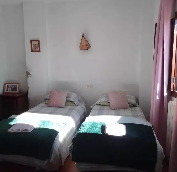 ペンション El Tinao