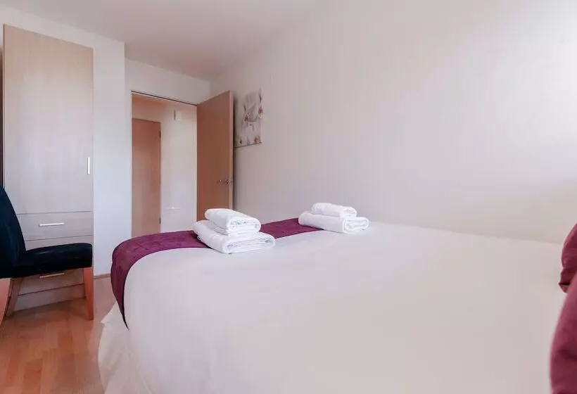 Roomspace Apartments  Park Lane