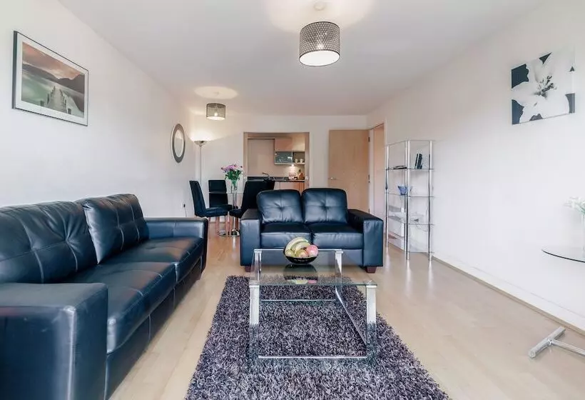 Roomspace Apartments  Park Lane