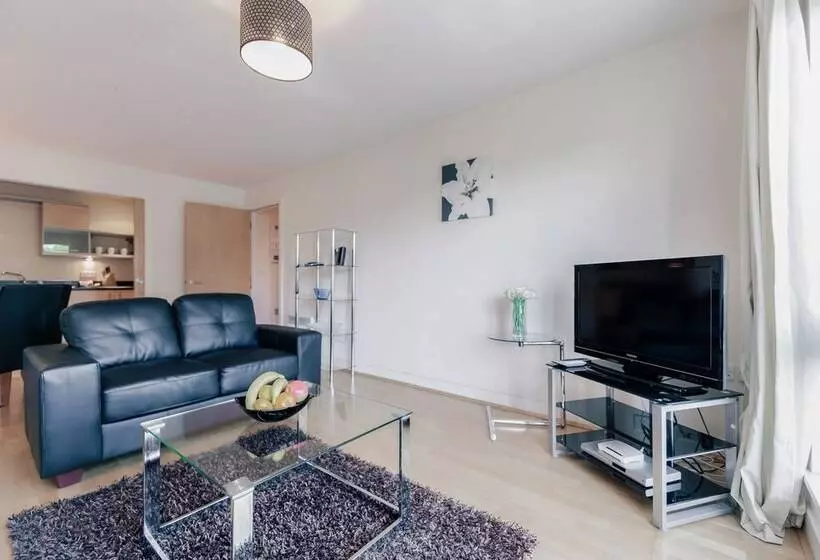 Roomspace Apartments  Park Lane