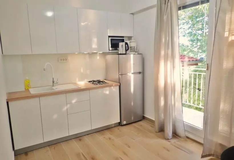 Apartmani Starigrad Paklenica   Danijel