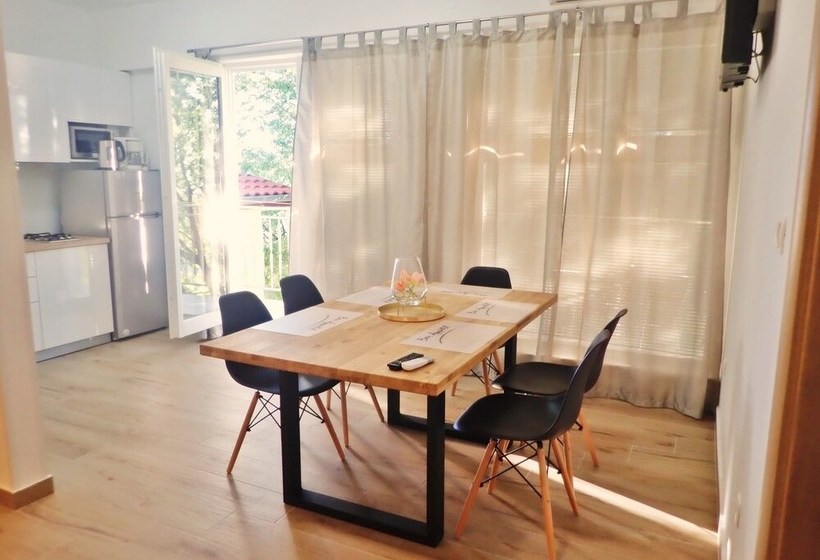 Apartmani Starigrad Paklenica   Danijel