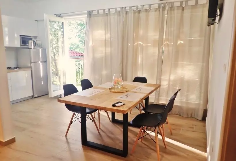 Apartmani Starigrad Paklenica   Danijel