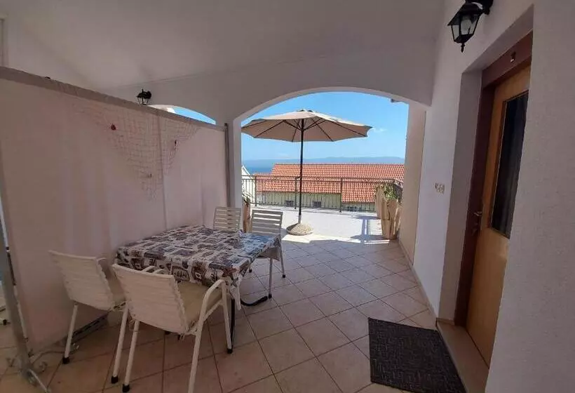 Apartments Karlo