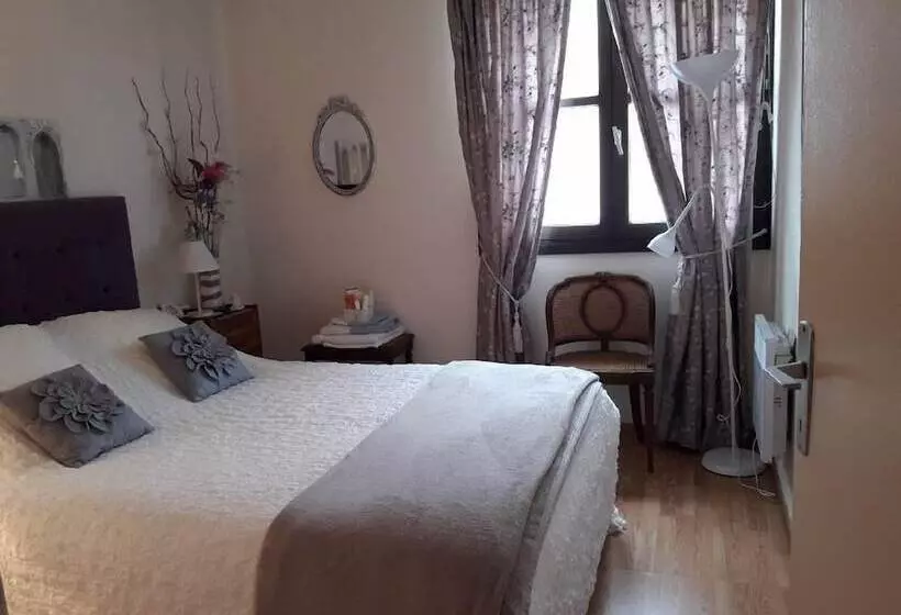 Aamiaismajoitus (B&B) Chambres D Hôtes Confortables