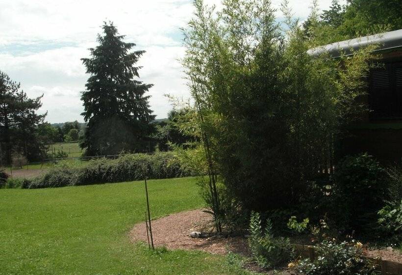 호텔 La Roulotte De L Albizia