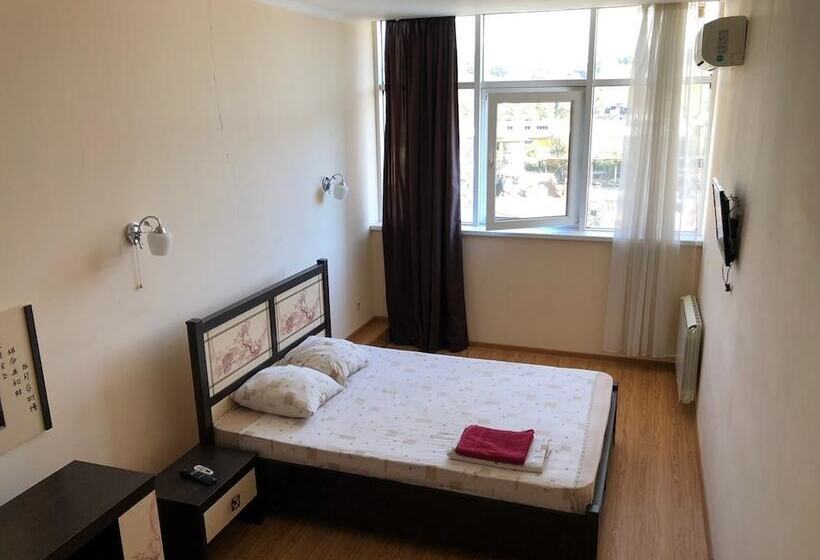 膳宿费 Voyazh Guest House