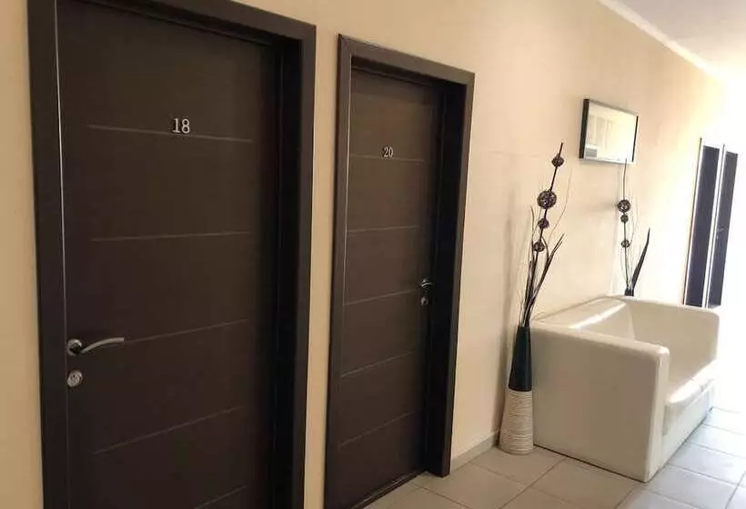 Majatalo Voyazh Guest House