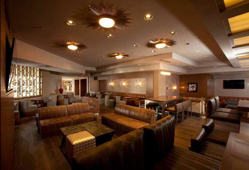 Hilton Palm Springs Resort