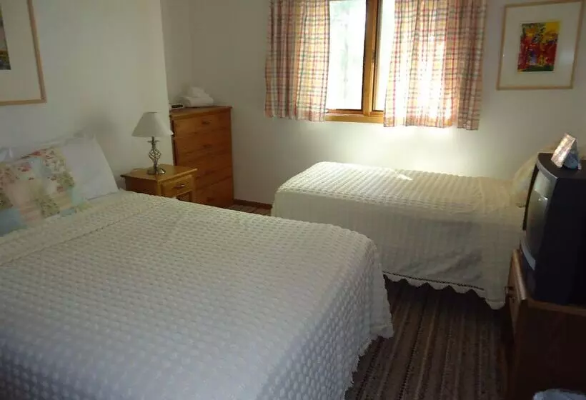 Holiday Acres Resort