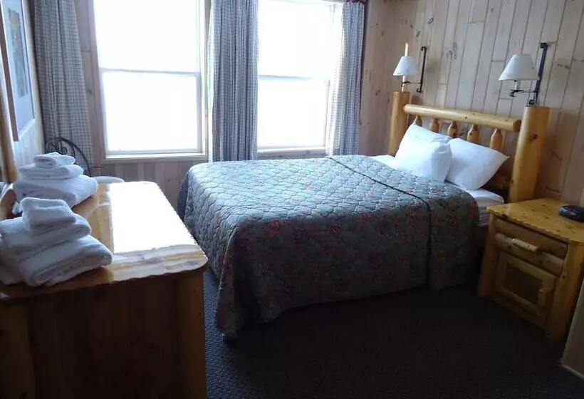 Holiday Acres Resort