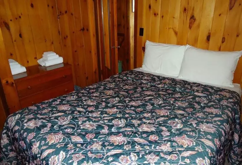 Holiday Acres Resort